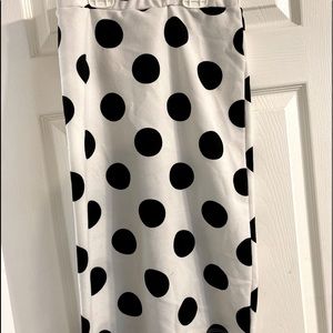Black/white polka dot straight skirt